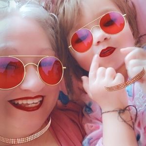 Meet your Posher, Colleen